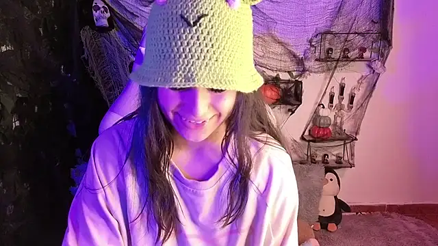 Eymmy_24's Webcam Show