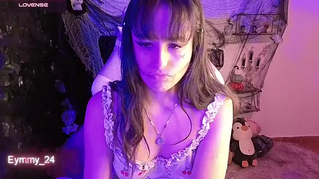 Eymmy_24's Webcam Show