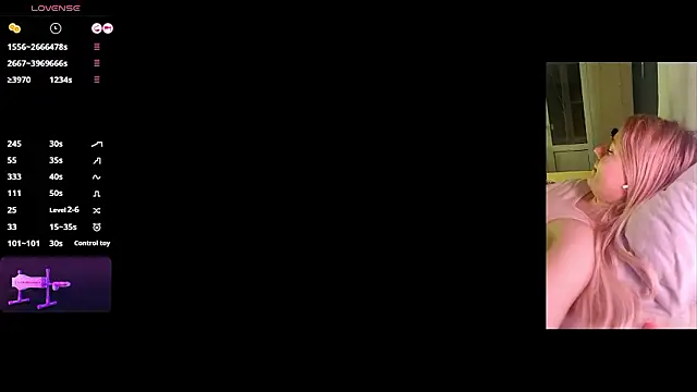 MaryjaneSpider Show in webcam