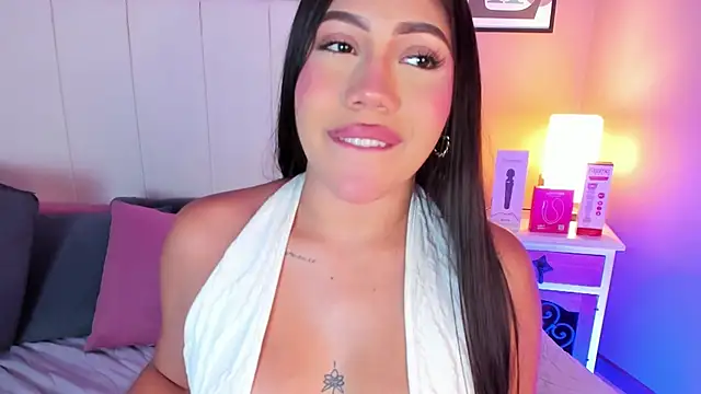 sarahyessica's Webcam Show