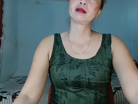 HelenaM's Live XXX Chat