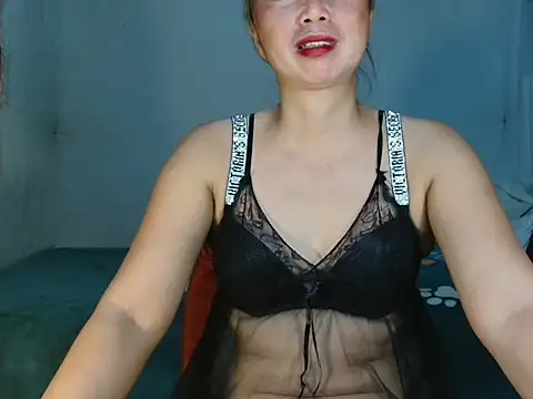 Chat +18 de HelenaM ao vivo