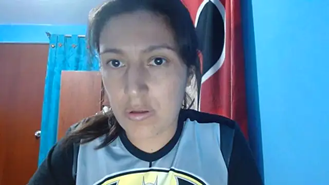 SarahFriendly's Live XXX Chat
