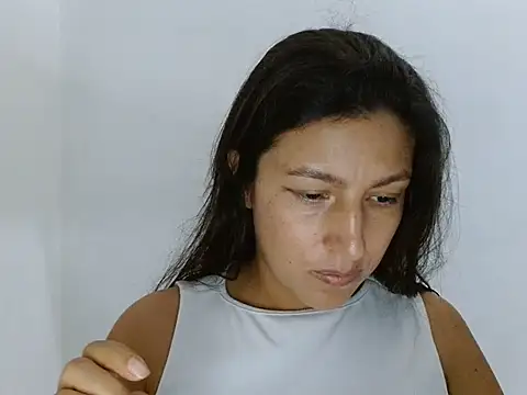 SarahFriendly's Live XXX Chat