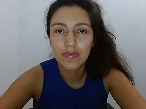 SarahFriendly Adlı Modelin Canlı XXX Sohbeti