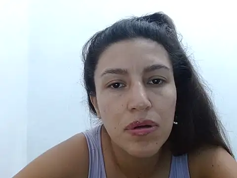 SarahFriendly Adlı Modelin Canlı XXX Sohbeti