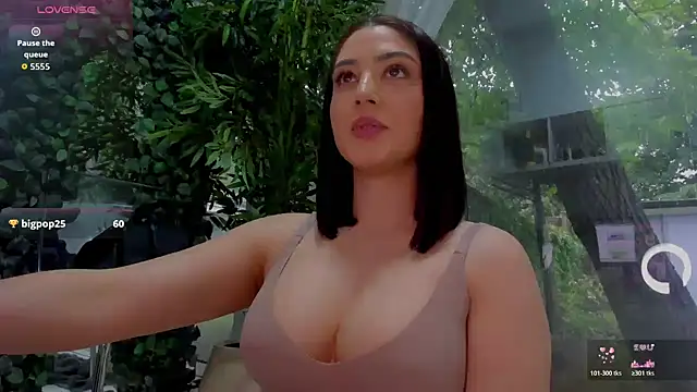 Lexi_Storm Adlı Modelin Canlı XXX Sohbeti