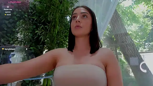 Lexi_Storm élő XXX-chatje