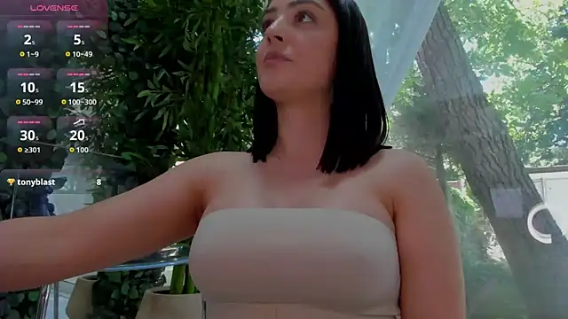 Lexi_Storm élő XXX-chatje