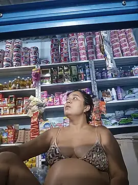 Pokazy przed kamerką – Lorenasex