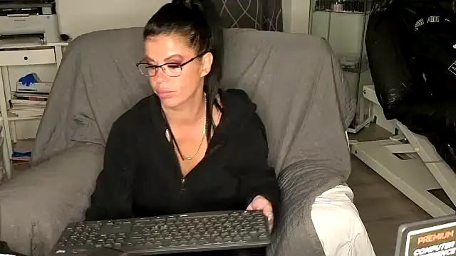 sexygilf82 Webcamshow