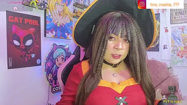 Lucycosplay777のウェブカメラショー