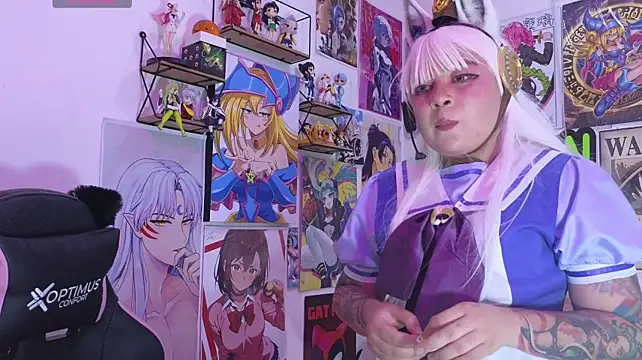 Lucycosplay777's Webcam Show