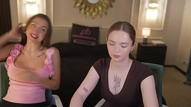 Luna_secretgirln Webbikameraesitys