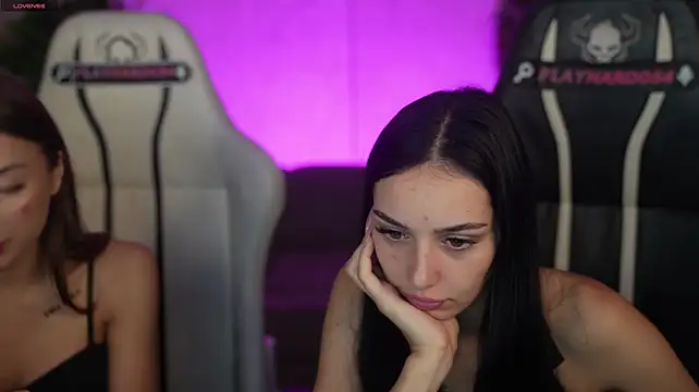 Luna_secretgirl's Webcam Show