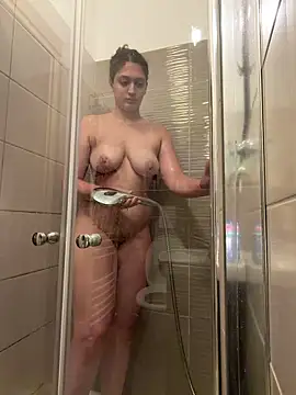 DreamThickCouple Show in webcam