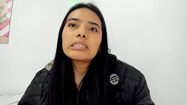 valeria_millers Chat XXX in diretta