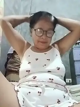 Sweet-Lita50's Webcam Show