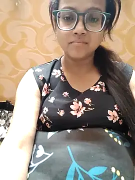 hornypiu697 现场XXX聊天