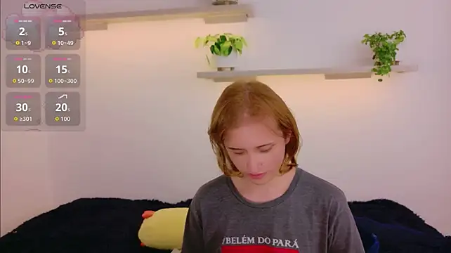 seraphine_star's Webcam Show