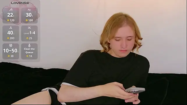 הופעת וובקאם של seraphine_star