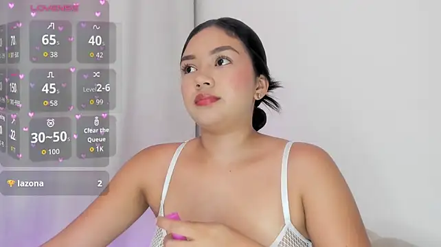 sarayu-'s Webcam Show