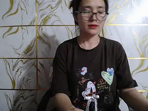 Lyzizi_lovely09 在線直播表演