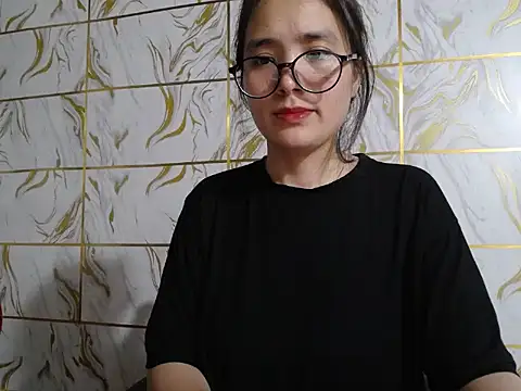 Lyzizi_lovely09 在線直播表演