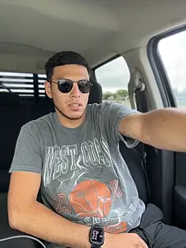 Show modela StrokingDaddy4 na web-kameri