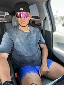 StrokingDaddy4 Adlı Modelin Web Kamerası Şovu