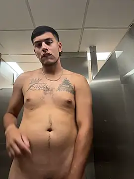 StrokingDaddy4 Adlı Modelin Web Kamerası Şovu