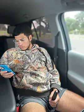 הופעת וובקאם של StrokingDaddy4