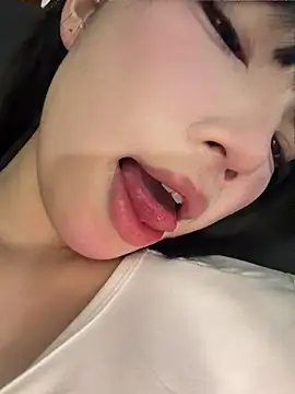 Yiyi-707 웹캠 쇼