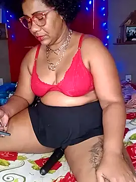 Gil_bitch's Live XXX Chat