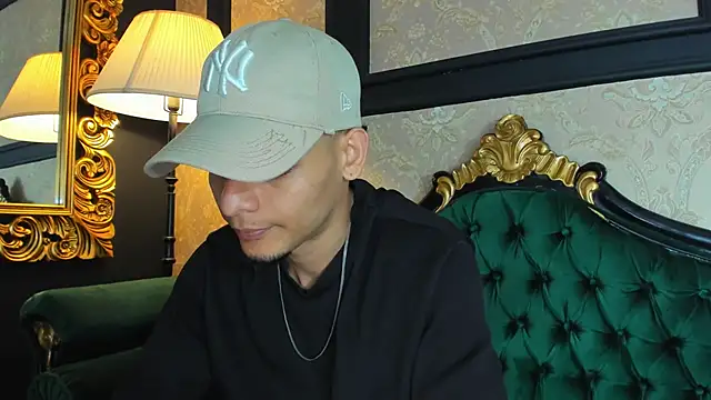 AlessandroKiing Chat XXX live