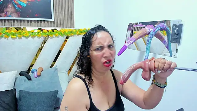 Luna_Naughty1's Webcam Show