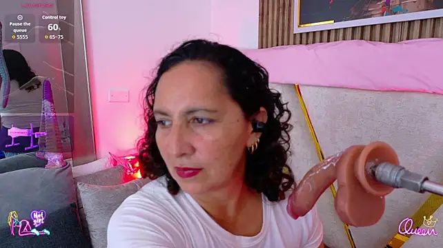 צ'אט XXX בשידור חי של Luna_Naughty1
