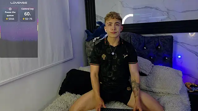 Saimonvela webkamerás műsora