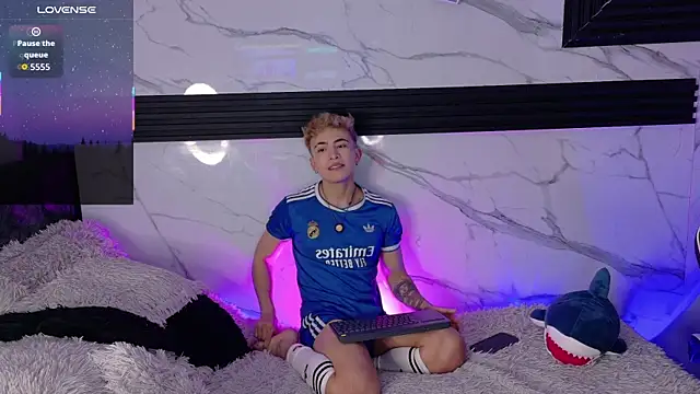 Saimonvela Pertunjukan Webcam