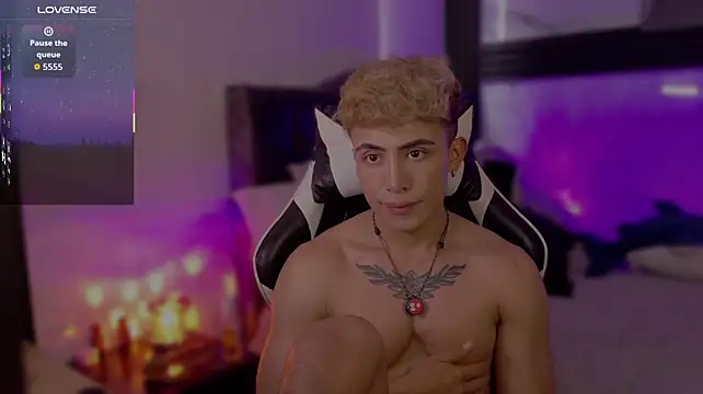 Saimonvela Pertunjukan Webcam