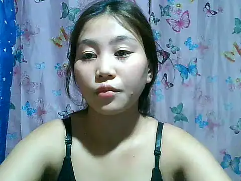 SexyAsianPussy4u's Webcam Show