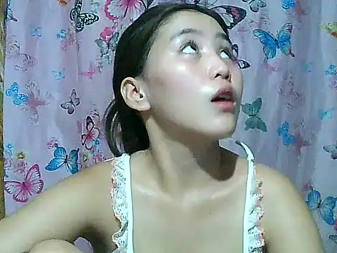 SexyAsianPussy4u's Webcam Show
