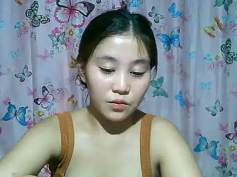 הופעת וובקאם של SexyAsianPussy4u