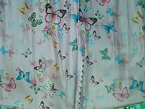 SexyAsianPussy4u – live chatrum