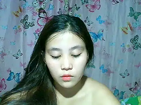 SexyAsianPussy4u live XXX chat