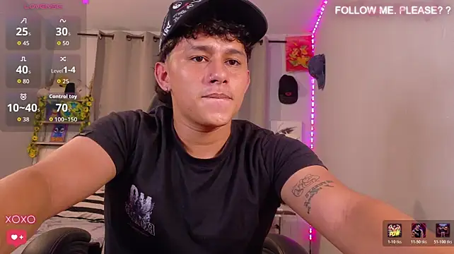 elias_steel1's Webcam Show