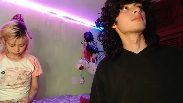 MixiPeach Шоу с уебкамера