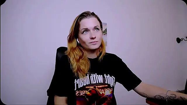 XXX chat uživo modela PeppyMia