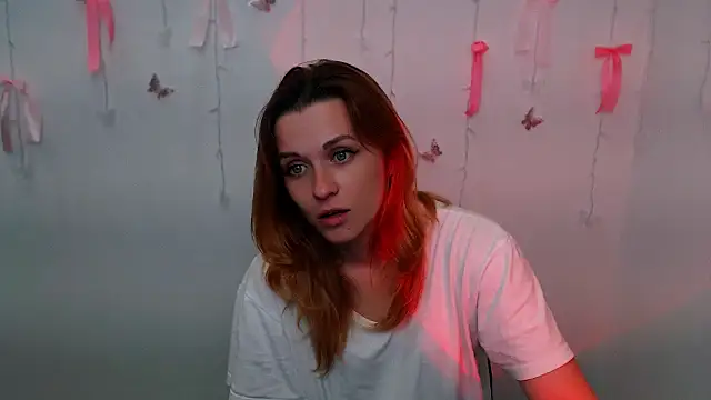 PeppyMia's Webcam Show
