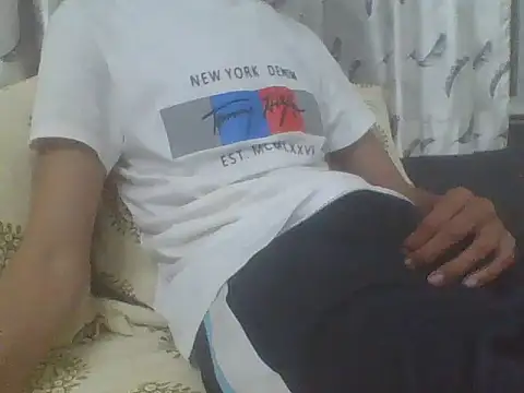 fckboy987 Adlı Modelin Web Kamerası Şovu